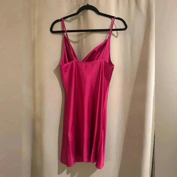 Women’s Raspberry Forever 21 Dress - Picture 2 of 7